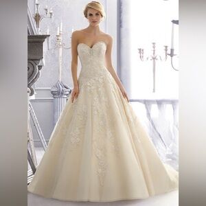 Mori Lee Bridal Crystal Beaded Embroidery Lenice Lace Appliques Tulle Wedding